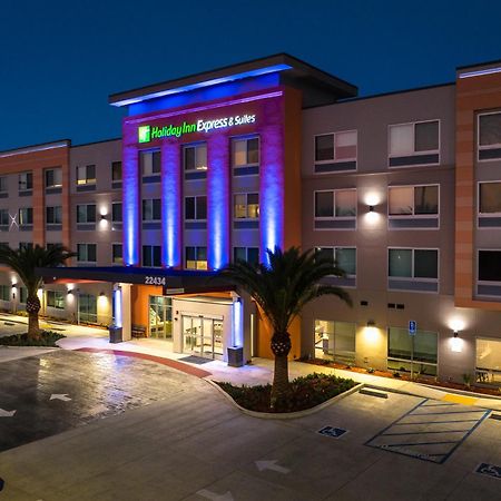 Holiday Inn Express & Suites - Hawaiian Gardens By Ihg Exterior foto